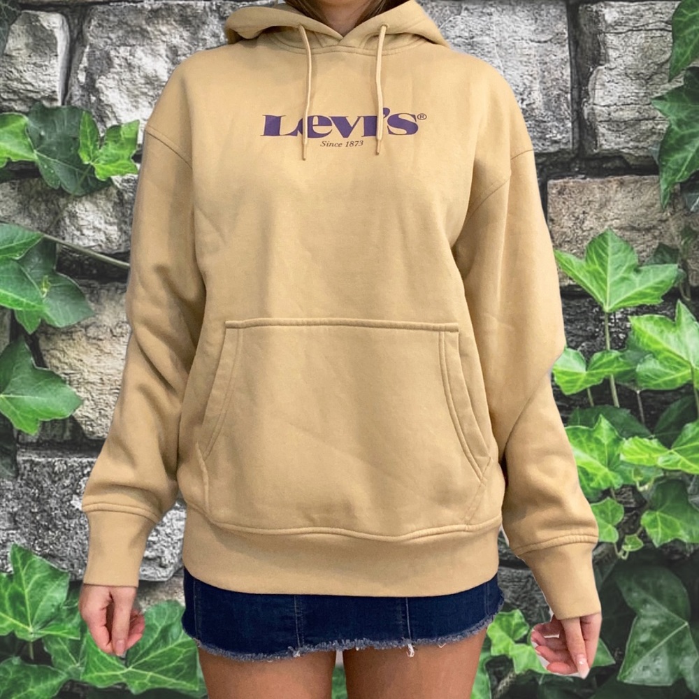 Levi’s hoodie tan